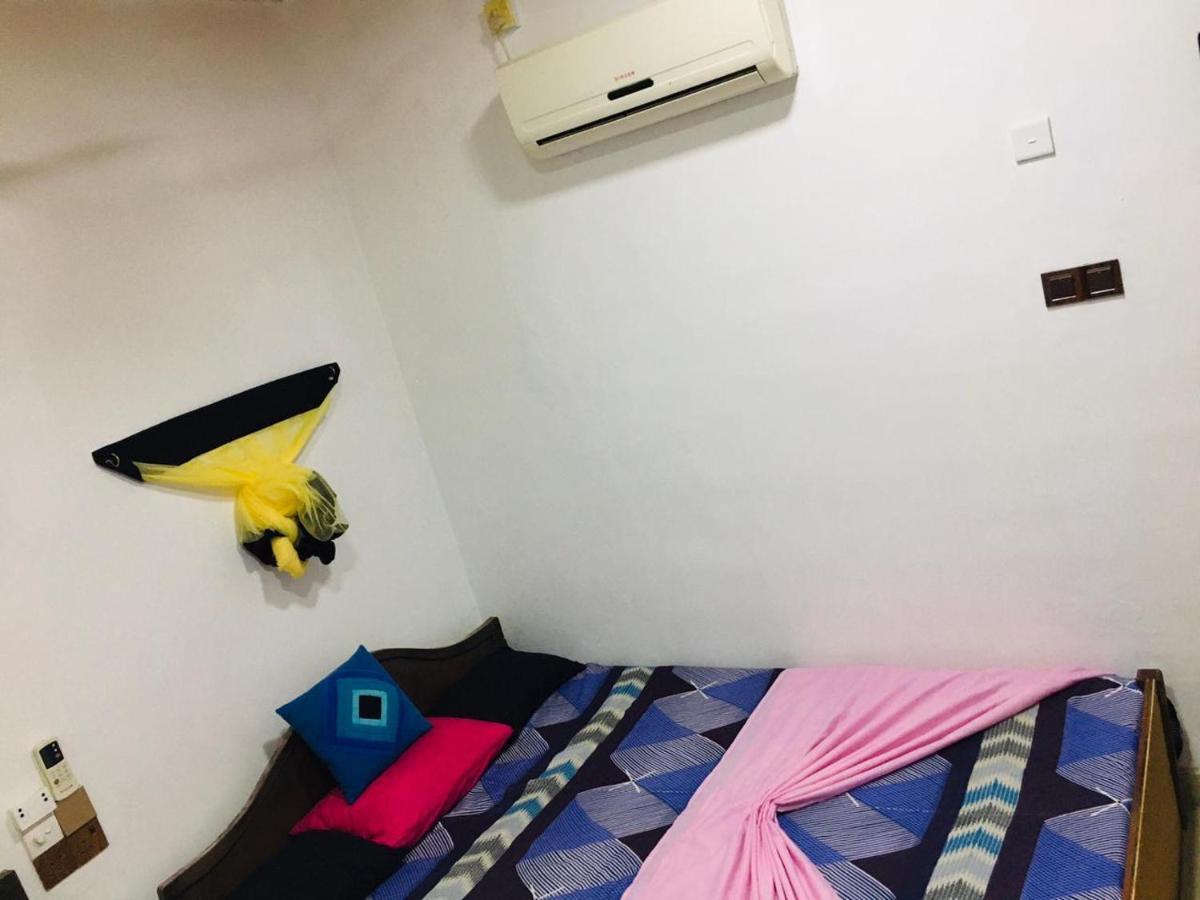 Bathiya Tourist Guest Anuradhapura Otel Dış mekan fotoğraf