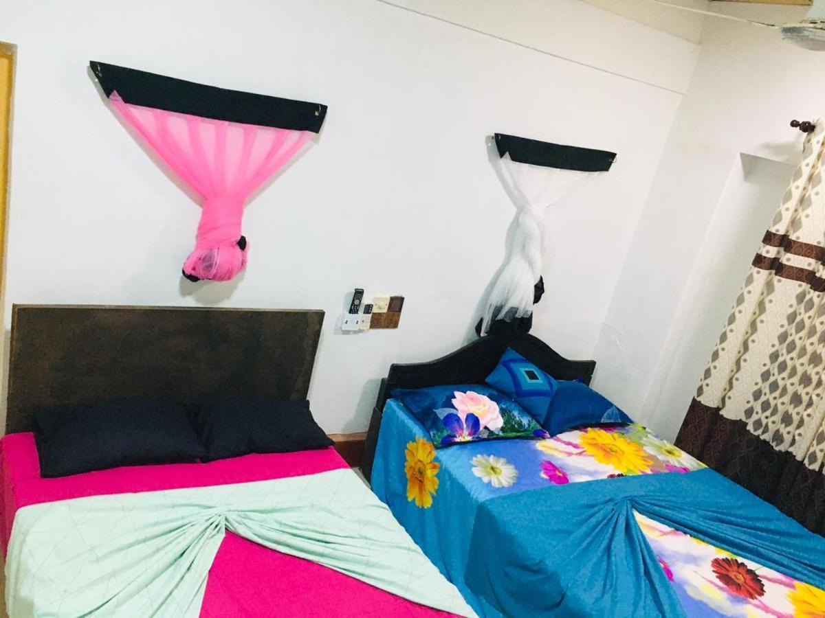 Bathiya Tourist Guest Anuradhapura Otel Dış mekan fotoğraf
